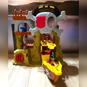 Pirate Adventure Playset with Skull Cave and Ship